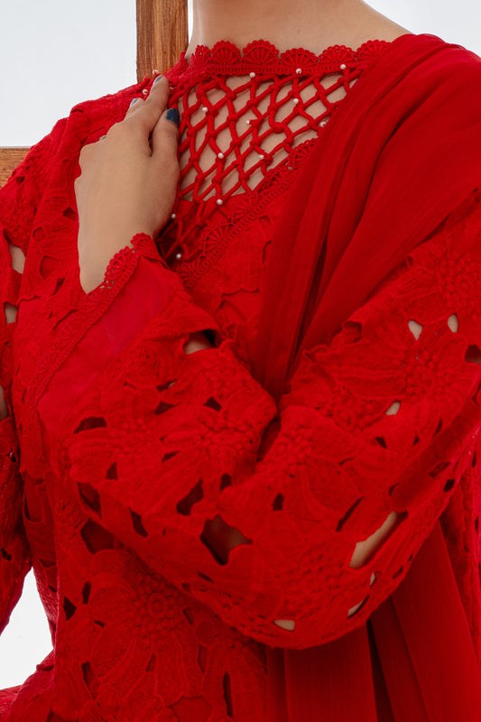 GULZAAR-CRISS CROSS CHARM